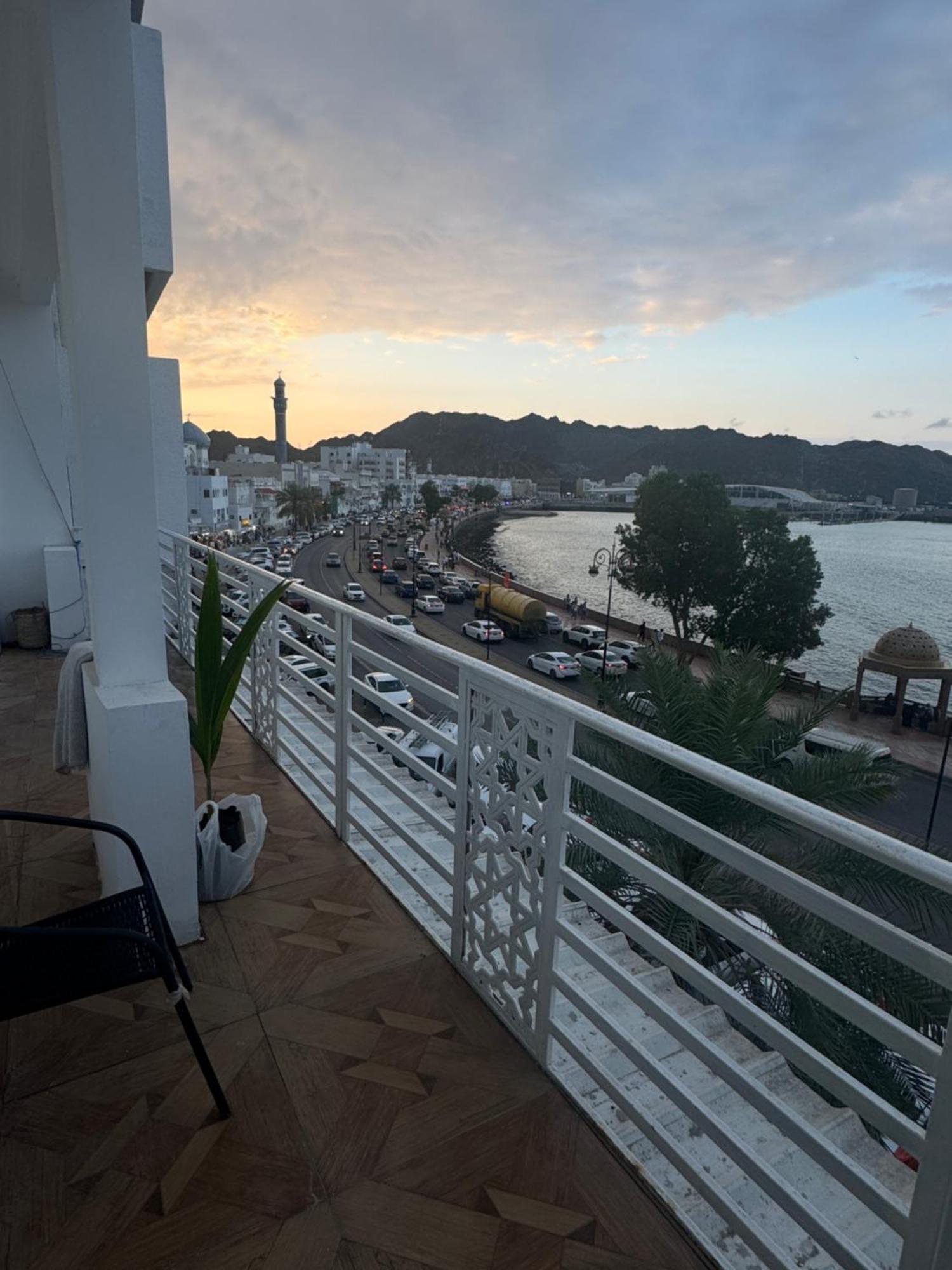 Muttrah Souq And Sea View Apartment Muscat Exterior photo