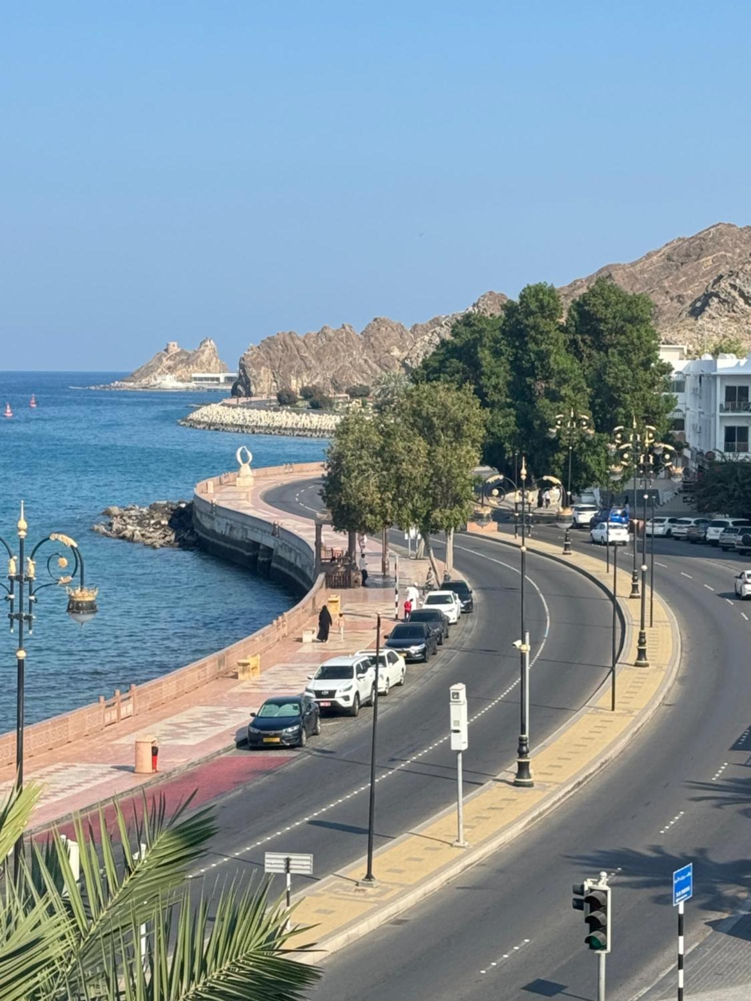 Muttrah Souq And Sea View Apartment Muscat Exterior photo